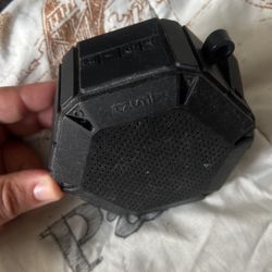 Fierce Floating Bluetooth Speaker Water Proof USED