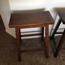 Brown Oak Sturdy Bar Stools 