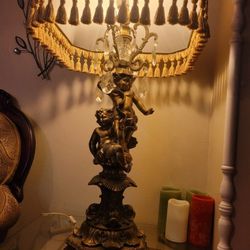 beautiful antique lamps 