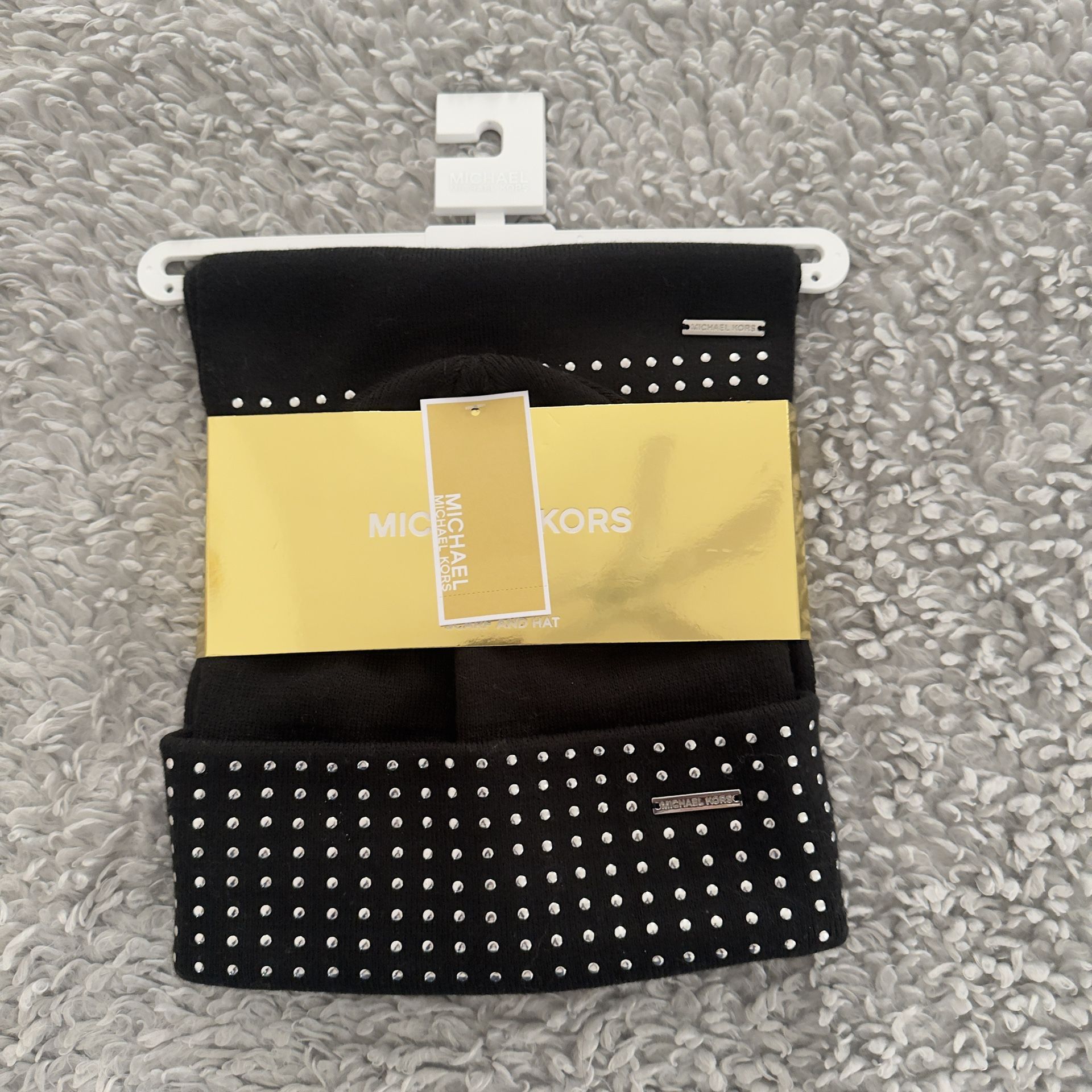 MK beanie and scarf with Silver Beads. Brand New