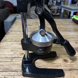 Zulay Citrus Press/Juicer