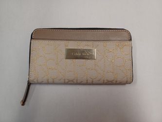 Calvin Klein Zippered Wallet