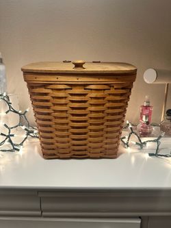 Collectors Longaberger basket