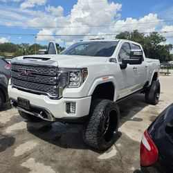 2022 GMC Sierra