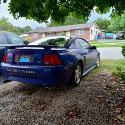 2004 Ford Mustang