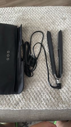 GHD Platinum flat iron