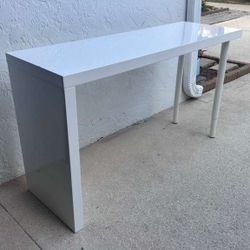 ⸻  ✨ IKEA High-Gloss White Console / Desk Table – Modern & Minimalist ✨