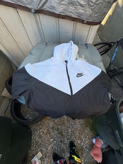 Nike Tech