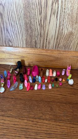 Missing pair Doll Shoes