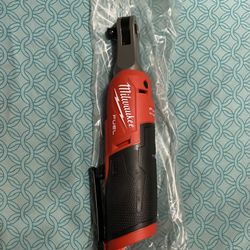 Milwaukee M12 FUEL 12-Volt Lithium-Ion Brushless Cordless High Speed 3/8 in. Ratchet (Tool-Only