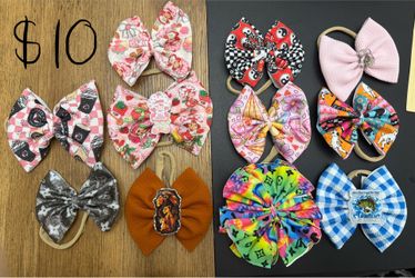 Unique-one of a kind- new baby/girls Bows/Headbands - not free