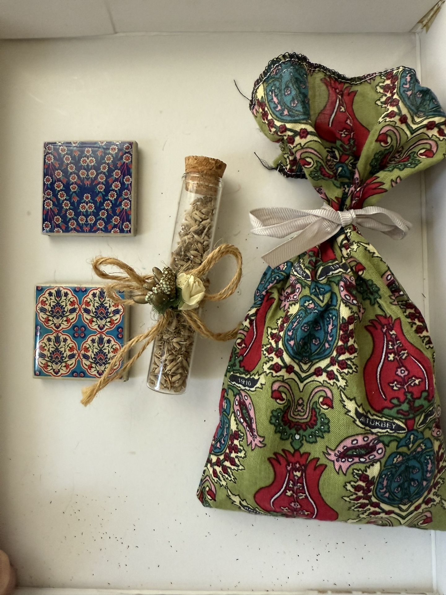 2 Authentic Magnets And Fresh Lavander From Türkiye