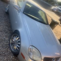 Mercedes-Benz SLK 230