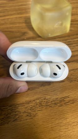 Apple AirPods Pro with Charging Case
