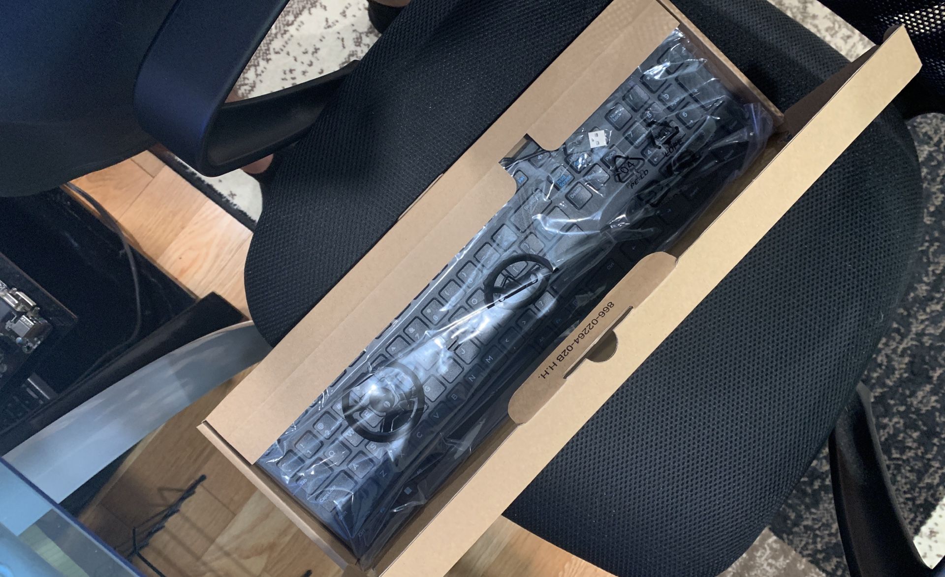 New DELL KEYBOARD KB216