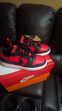 Nike court borough mid 2