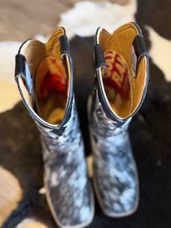 COW BOOTS