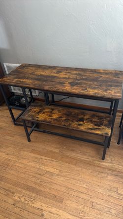 Dining room table
