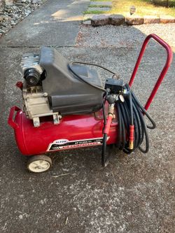 Alton AT 01205-11 11-Gallon Air Compressor