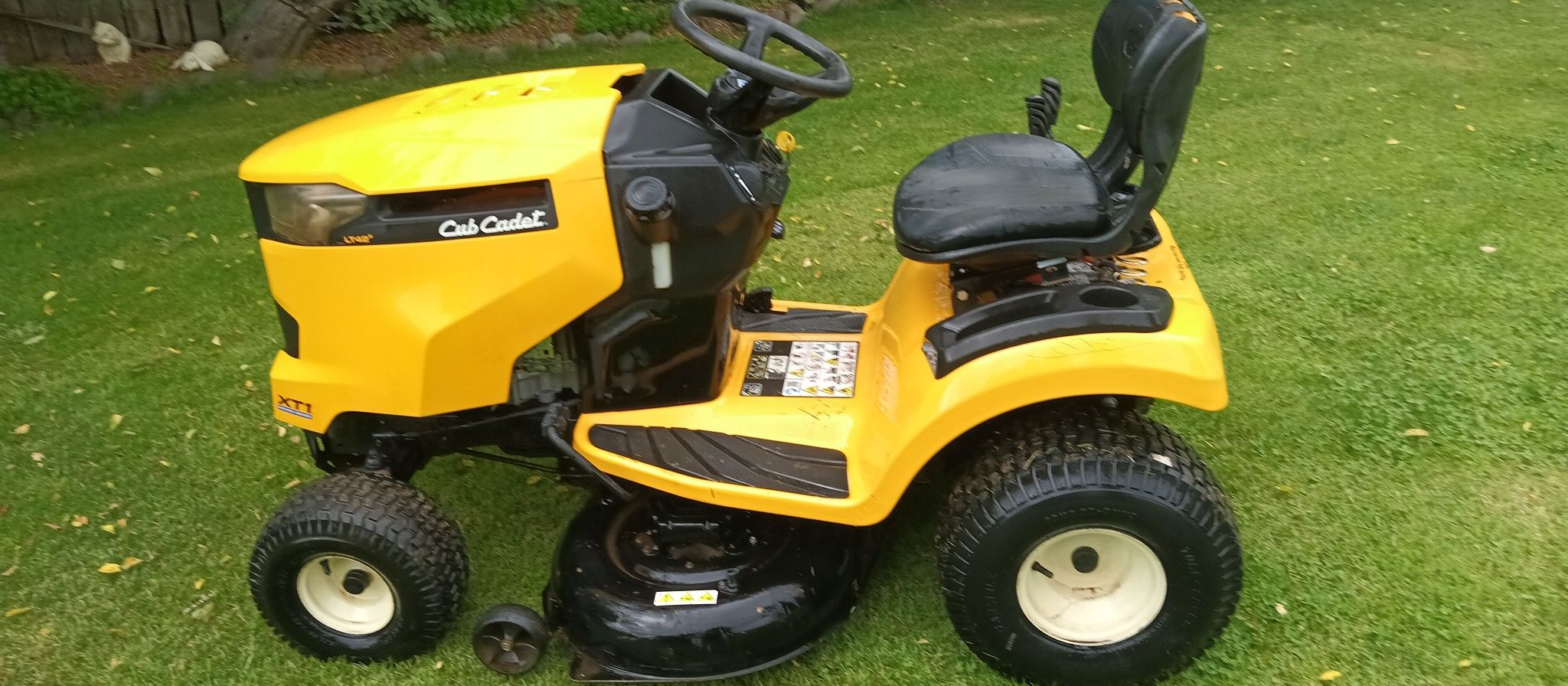 Riding Lawnmower Brand New Engine