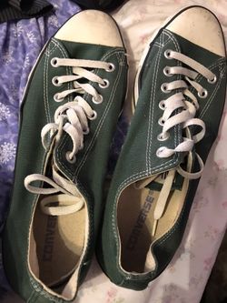 Men’s converse sneakers in green