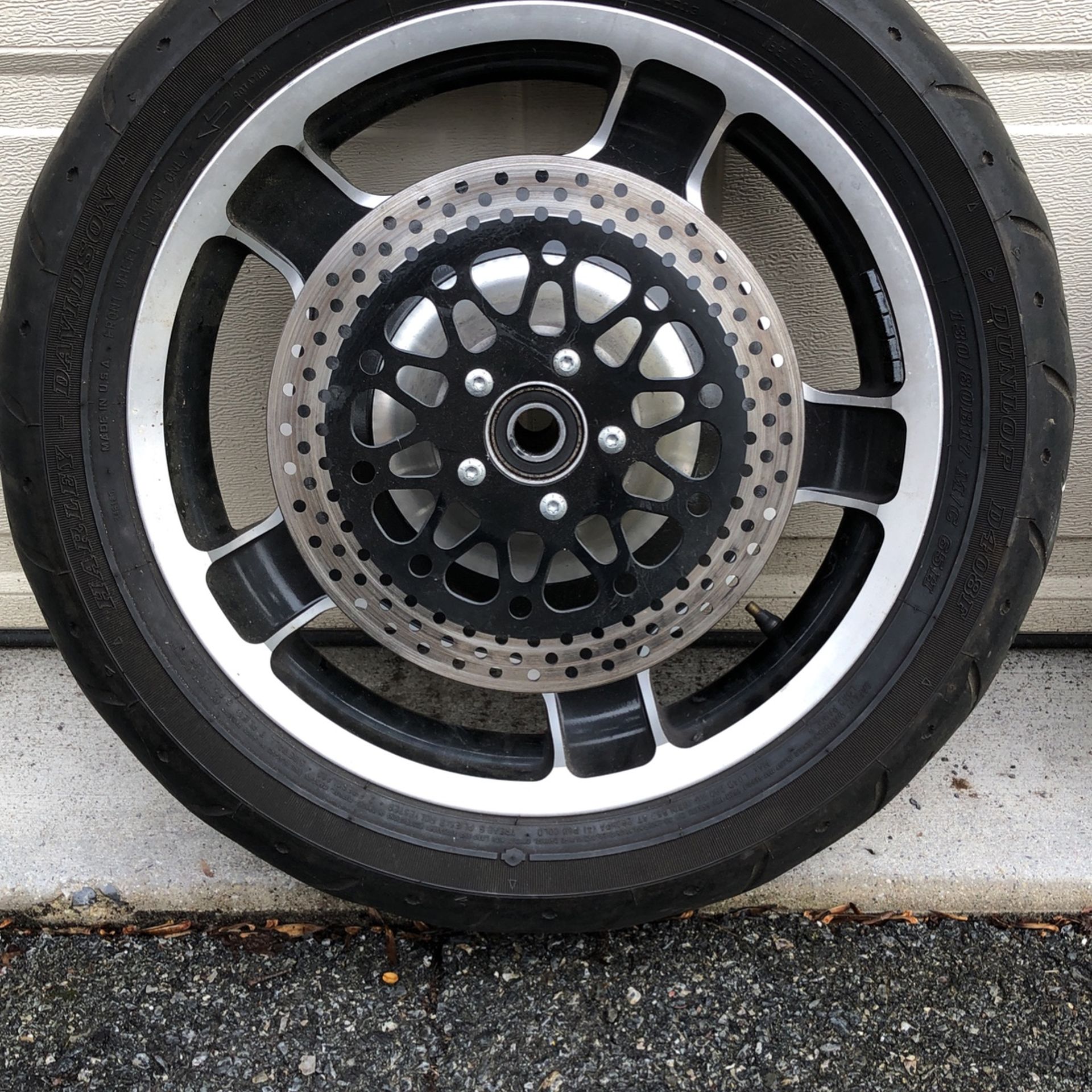 Harley Davidson front wheel/tire combo