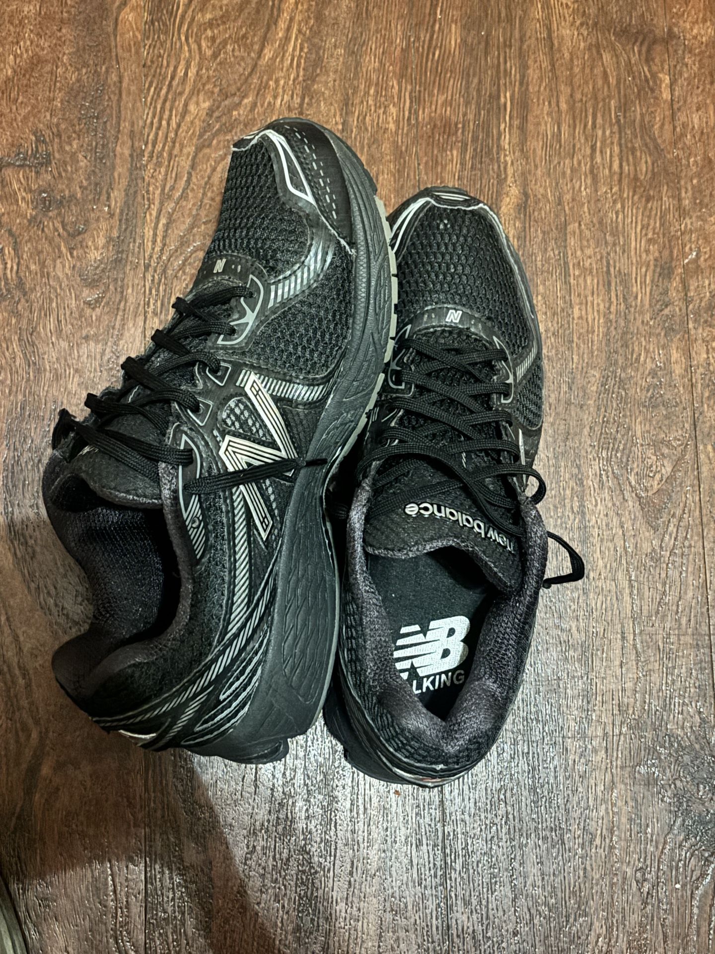 NEW BALANCE Men 860 V2 Black Running Shoes