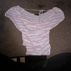 Woman's Shirt Good Condition Size Large $8.00