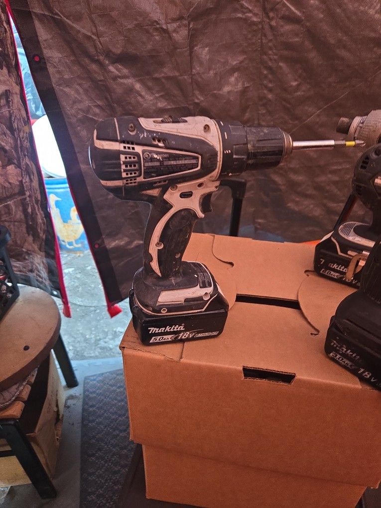 MaKita Brushless Compact Impact Drills