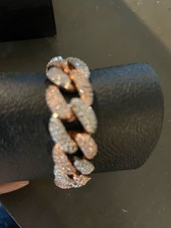 Rose gold cuban link moissanite bracelet
