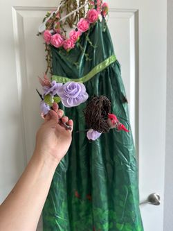 Women’s Halloween costume
