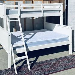 condition: good White high quality bunk bed Full Bottom Twin top Without mattress $275  Mattress $80 each 