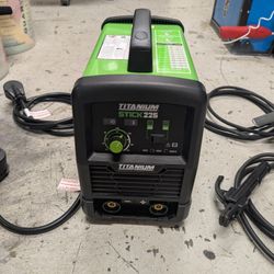 Titanium Stick 225 Welding Machine