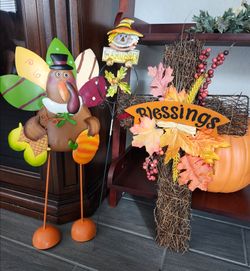 ✅️ Fall/ Autumn 3pc- 21" Home Decor• Great Condition• $10firm