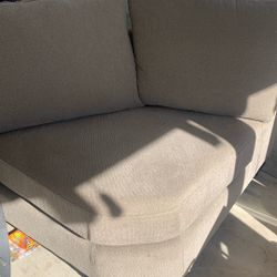 Corner Sofa (chair) 20.00