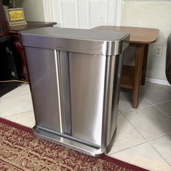 Simple Human Trash Can!