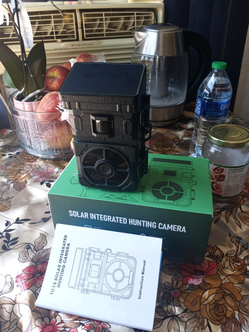 TC 15 SOLAR INTEGRATED HUNTING CAMERA