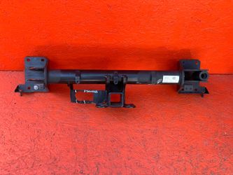 2019 - 2022 BMW X7 G07 Rear Bumper Trailer Tow Hitch Receiver OEM (contact info removed)