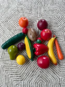 Melissa & Doug Play-Time Produce Fruit and Vegetables Realistic Play Food