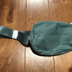 Lululemon 1L Everywhere Belt Bag