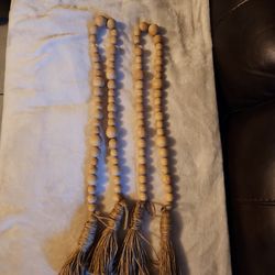 HOME DECOR 2 GARLANDS