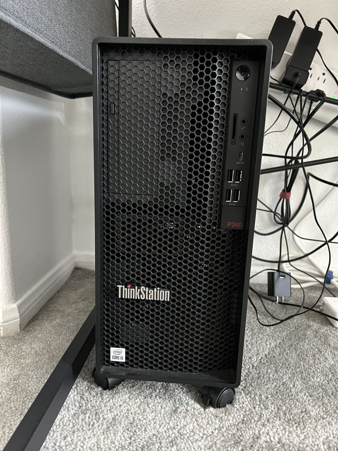 ThinkStation P340 Tower Workstation (2021) Bundle