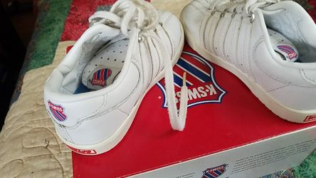 Boys kswiss size 8.5