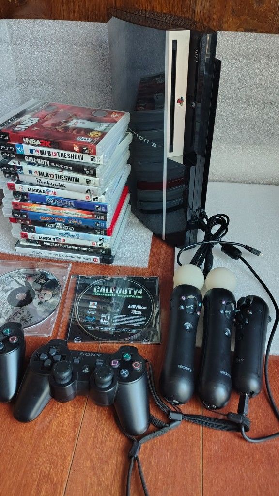 PlayStation 3 15 Games And Two Controllers Plus Motion