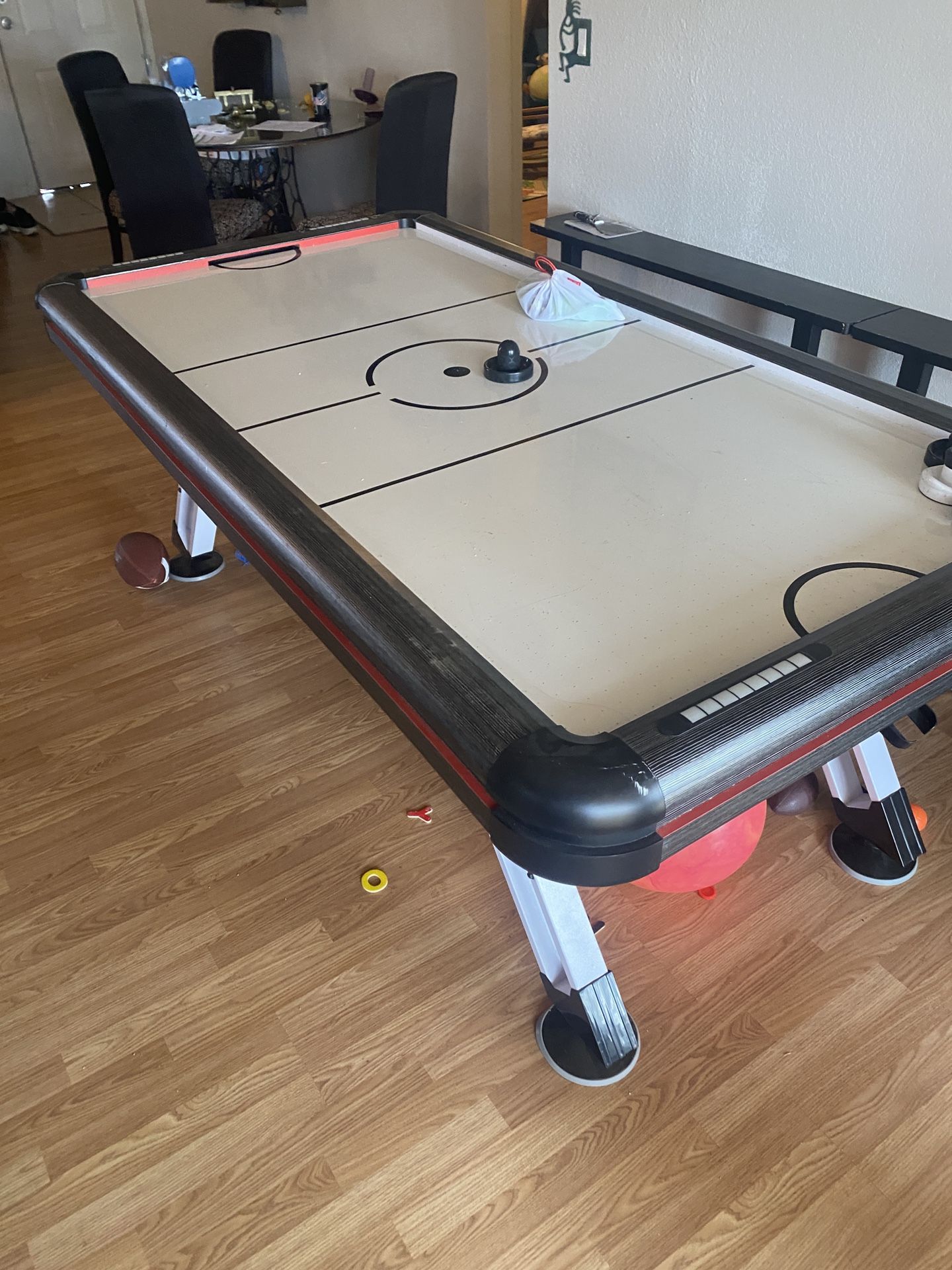 Air Hockey Table