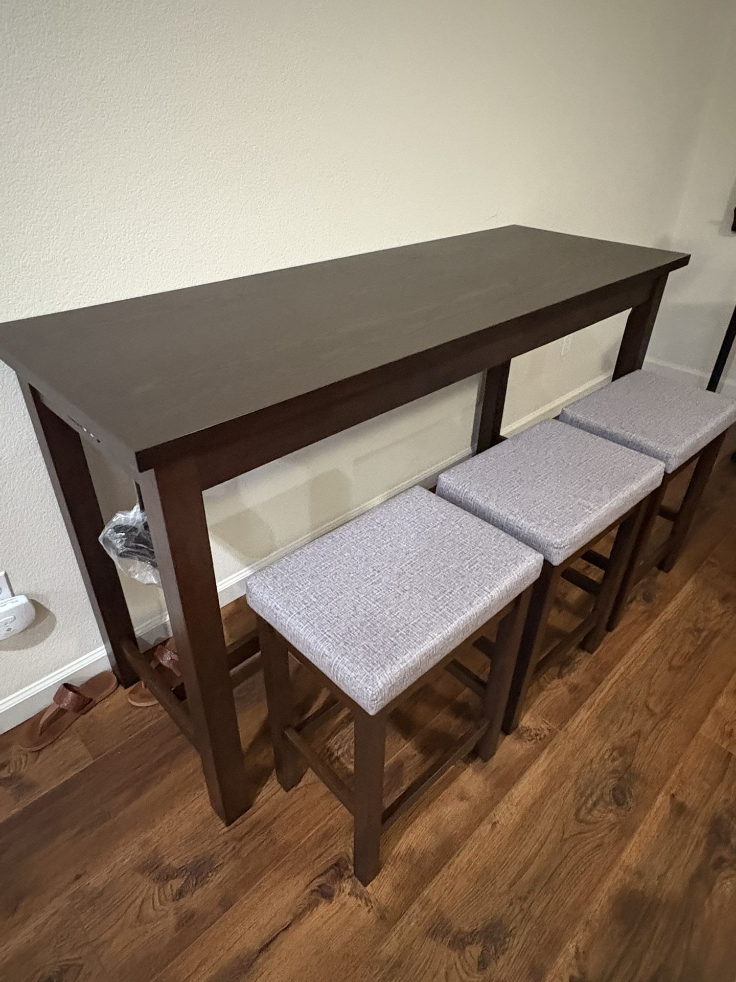 Bar Height Table W/electricty & (3) Stools