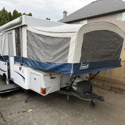 2010 COLEMAN BAYSIDE TENT TRAILER WITH SLIDE