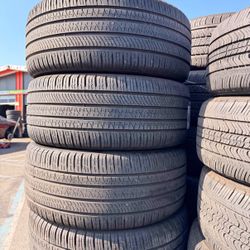 Vendo 235/45/R18 Hankom Las 4 Llantas Por $160