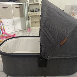 Uppababy Vista V2 Bassinet