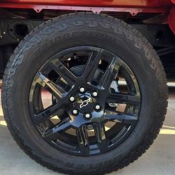 2026 Chevy Silverado Wheels And Tires 20”$1500 Firm Price 